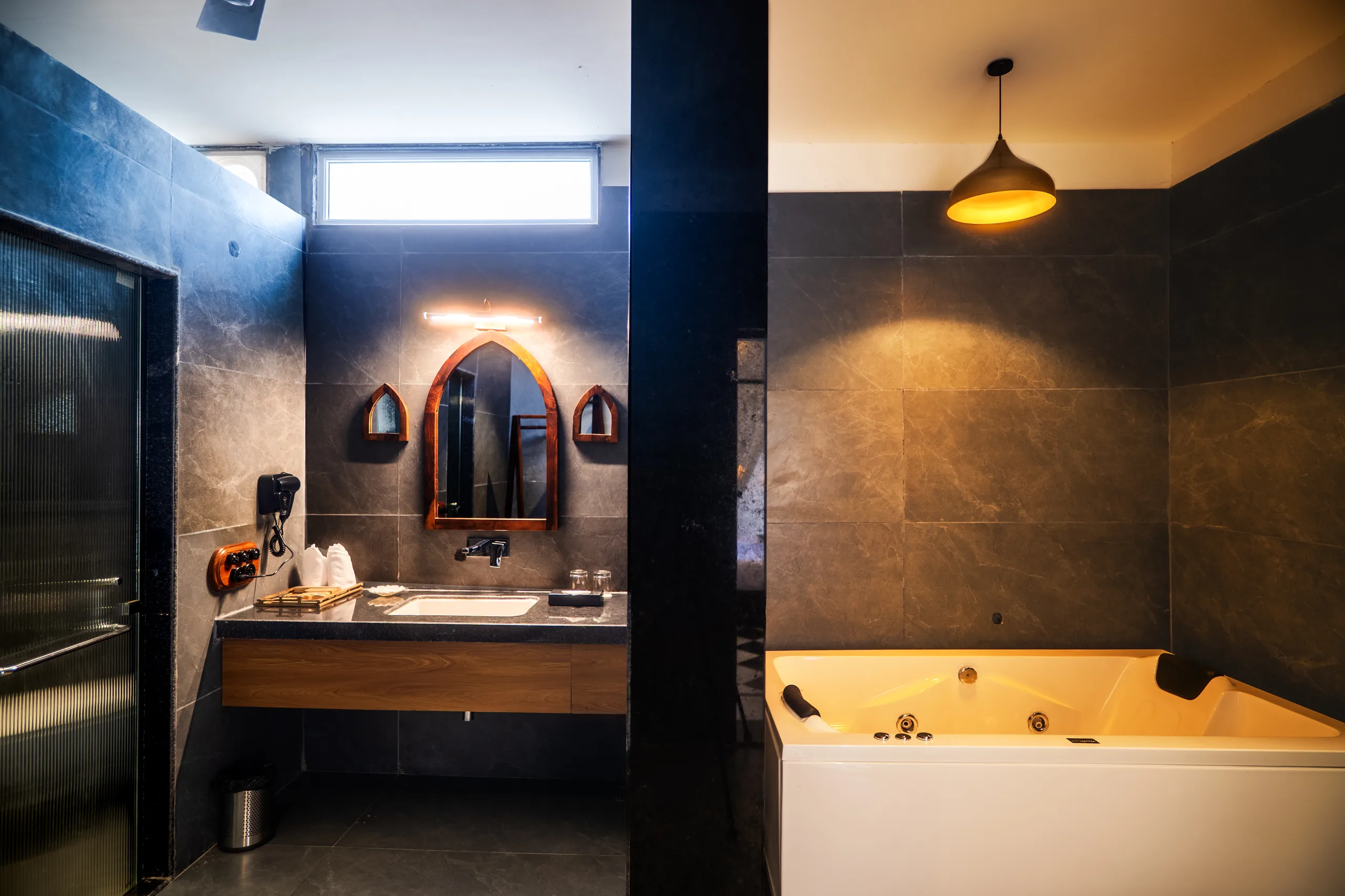 Godawan Jacuzzi Suite