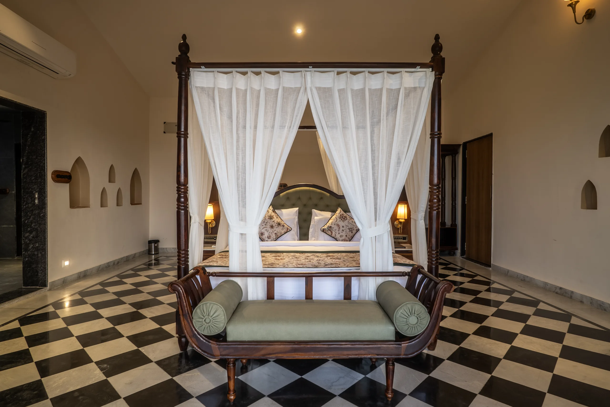 A Phuhar Open-to-Sky Mist Suite at The Talhati