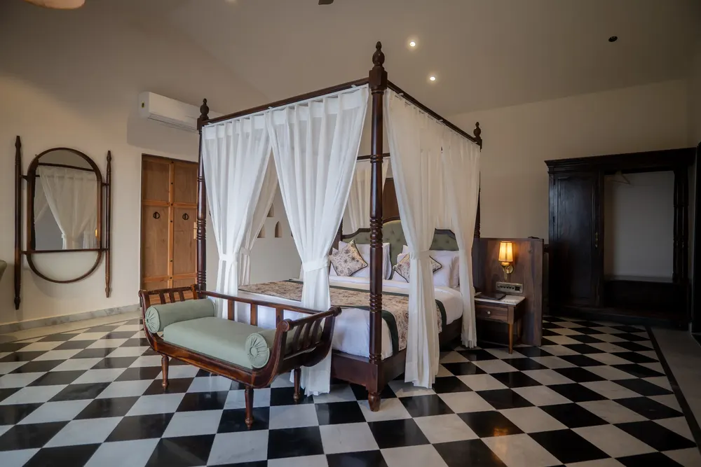 Suite interiors
