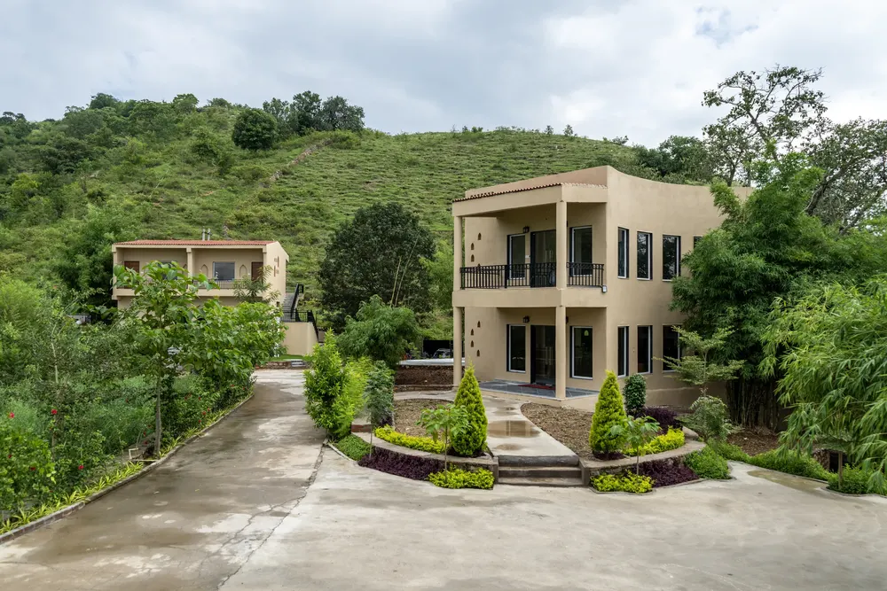 The approach to The Talhati
