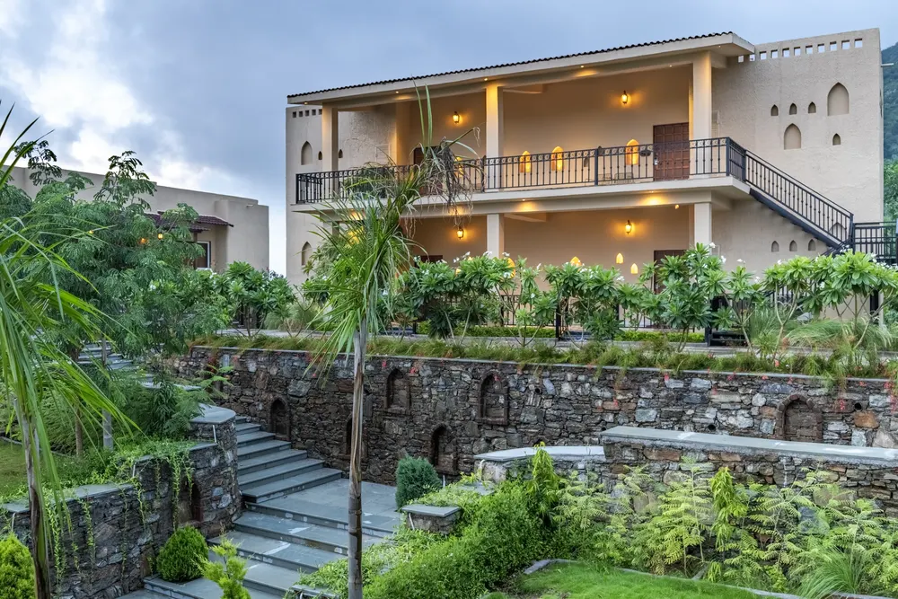 Terraced gardens below the block